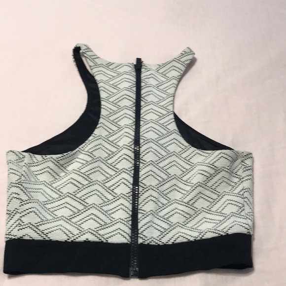 Two piece set, only worn once - Picture 3 of 4